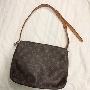 Louis Vuitton shoulder bag